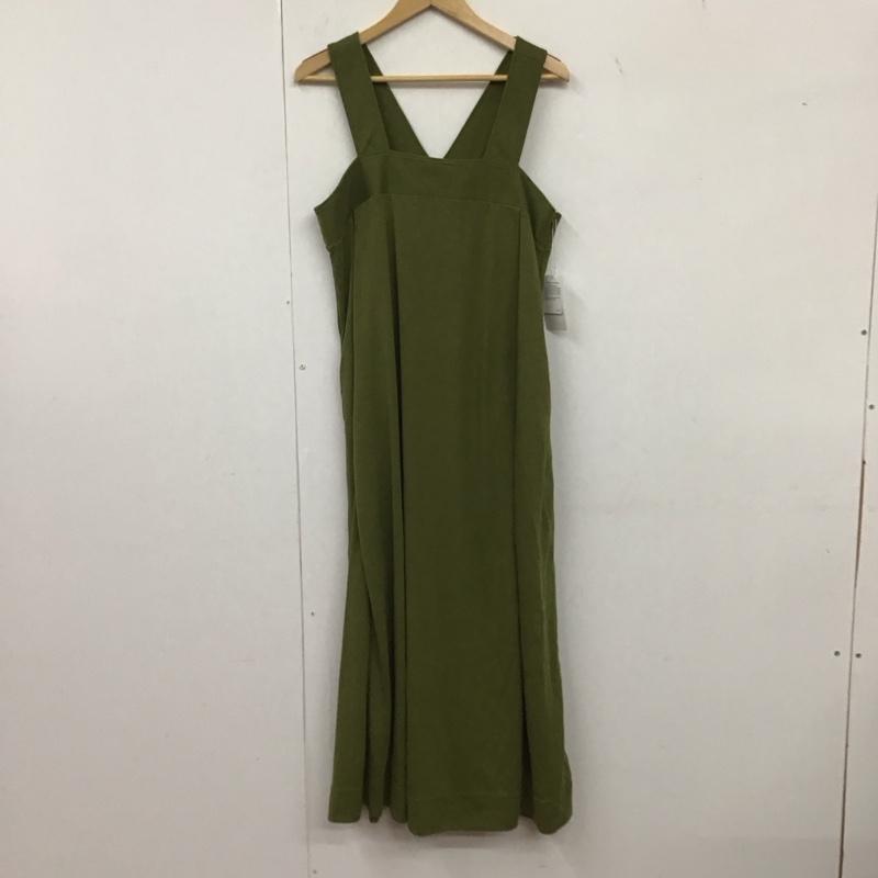 KBF ケービーエフ ロングスカート ワンピース One-Piece Long Skirt ノースリーブワンピース ロングスカート フレアスカート【USED】【古着】【中古】10135190