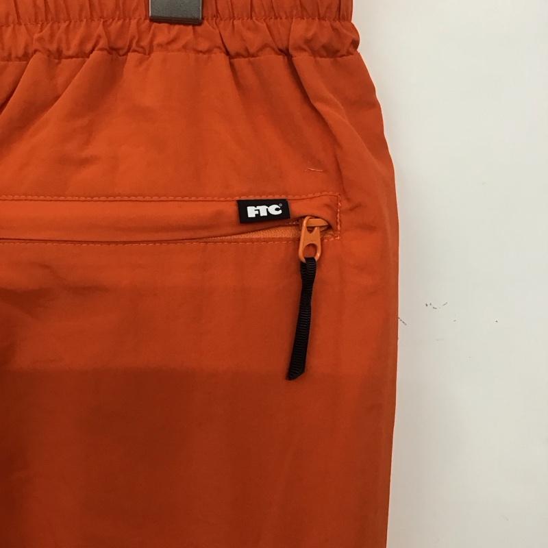 FTC エフティーシー ワークパンツ、ペインターパンツ パンツ Pants, Trousers Work Pants, Cargo Pants, Painter's Pants ワークパンツ ナイロンパンツ ワイドパンツ 裾ジップ【USED】【古着】【中古】10137367