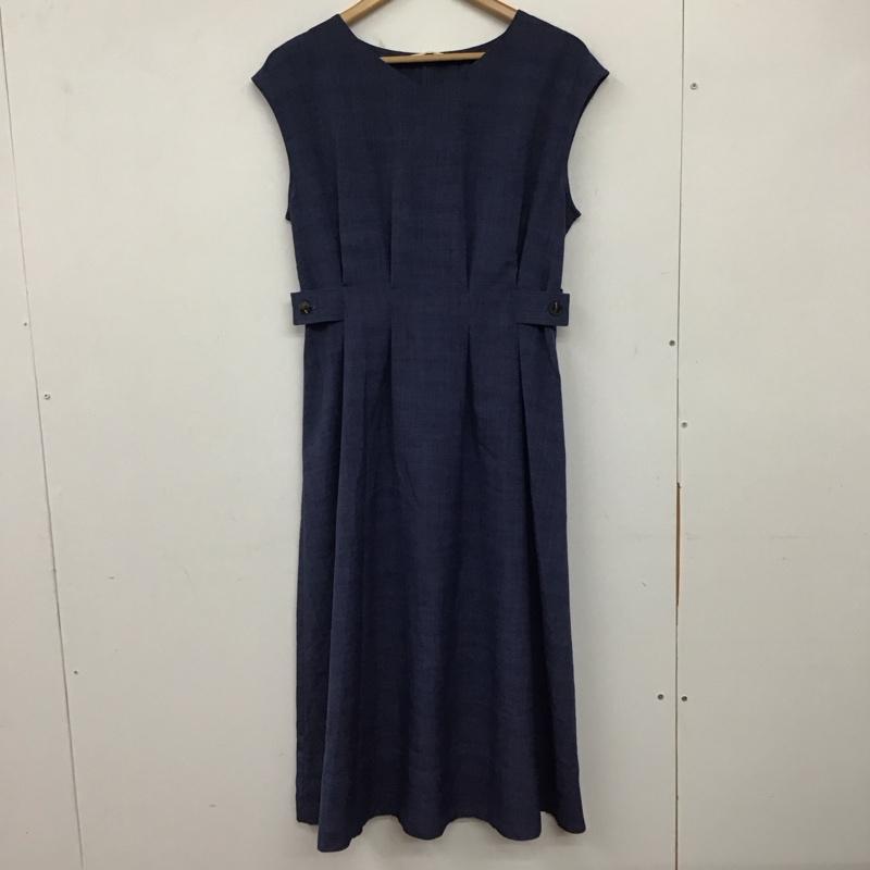 Te chichi TERRASSE テチチ ロングスカート ワンピース One-Piece Long Skirt ロングワンピース ノースリーブワンピース フレアスカート【USED】【古着】【中古】10137551