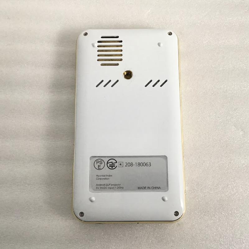 【中古品】 ラマス / RAMASU スマートプロジェクター RA-P150 ポータブル 2018年 127ルーメン 854×480 2000：1 30015270