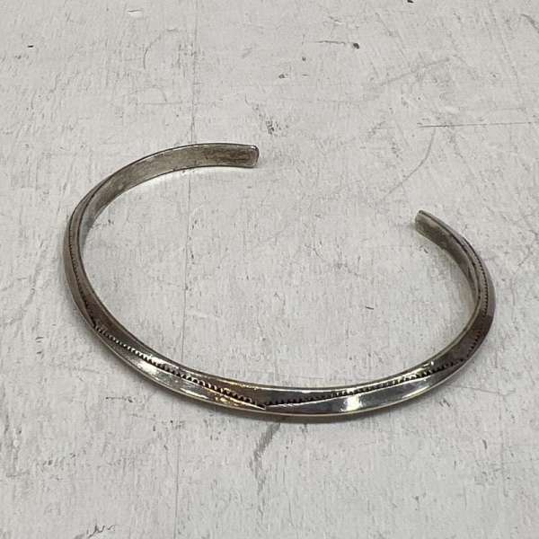 インディアンジュエリー STERLING SILVER シルバー925 バングル メンズ -【USED】【古着】【中古】5013..