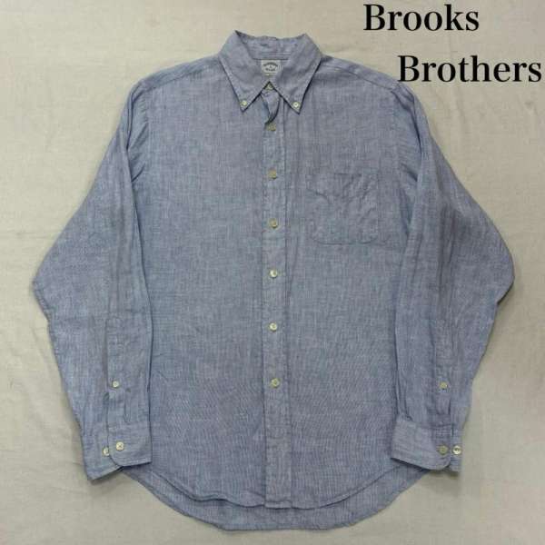 商品情報メーカーブルックス ブラザーズ / BROOKS BROTHERS形状シャツ、ブラウス / 長袖サイズ表記サイズ：M肩幅：44 cm、袖丈：63 cm、着丈：76 cm、身幅：54 cmカラー水色 / ライトブルー柄 / パターン無地素材麻（リネン）商品状態着用感がありますが、汚れやダメージが比較的少ないお品物です。※程度・状態に関しては、当店の基準にて判断したものです。こちらの商品はゆうパケット限定発送の為、日時指定はご遠慮ください※保管によるにおいが付着する場合がございます。においを気にされます方はご購入をお控えください。※現状では加水分解などによる大きな破損は見受けられませんが、性質上、劣化や加水分解で破損する可能性がある商品です。輸送中、購入後の着用により破損する場合もございますので、万が一、購入後に破損等がありましても返品等の対応は一切致しかねます。ご理解頂いた上でご購入ください。～ ご注文前にご確認ください ～※商品やお取引についてご不明な点やご要望などがございましたら、ご購入前にお問い合わせください。※販売している商品は全て中古品の為、商品によっては全ての状態やダメージを掲載する事が出来ない場合もあり、掲載された情報以外に細部の破損や汚れ、欠品、劣化などの見落としがある場合がございます。また、中古品に対してのご理解が難しいお客様においては、恐れ入りますがご購入をお控えいただきますようお願い致します。※スニーカーなどは現状では加水分解などによる大きな破損は見受けられませんが、性質上、劣化や加水分解で破損する可能性がある商品です。輸送中、購入後の着用により破損する場合もございますので、万が一、購入後に破損等がありましても返品等の対応は一切致しかねます。ご理解頂いた上でご購入ください。※お色につきましては、現物に近づけるように撮影をしておりますが、実際のお色を表現できていない場合がございます。また、ご覧のご覧いただく環境により、若干現物と見た目が異なる場合がございます。※商品は楽天市場以外でも販売しておりますので、商品ページ等で表示されている在庫情報は必ずしもリアルタイムではございません。 ご注文時に表示が在庫ありとなっていても、既に完売となっている場合もございますので予めご了承ください。※個人差による主観の違いがあるかと思いますので、商品説明や写真画像をよくご確認ください。※サイズは実寸での計測またはカタログ値になりますので、多少の誤差に関しましてはご了承をお願い致します。当店では紙の節約による環境問題への配慮、個人情報の保護の 取り組みとして、納品書は同梱せずに商品をお届けしております。ご注文後、当店よりお送りする注文確認メールを納品書の代わりとさせていただいております。納品書をご希望される場合、ご注文画面の備考欄に、「納品書希望」とご入力いただければ、商品に同梱、もしくは別送にて納品書をお送りさせていただきます。当店の商品は在庫の保管場所から直接お客様へお届けいたしますので、複数点購入された場合、全て同梱ではなく複数口で発送される場合があります。