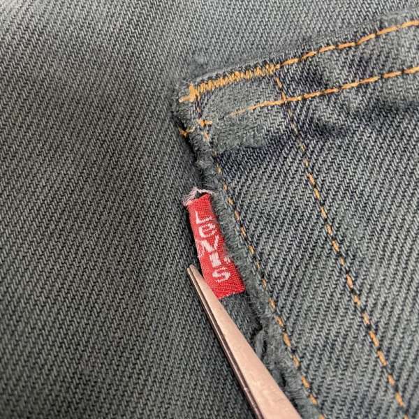 リーバイス ボタン 裏689 コロンビア製 ストレート パンツ カラー デニム ジーパン ジップフライ スモールe メンズ - ISItems【USED】【古着】【中古】50138301