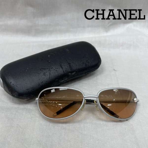 シャネル 4076-H c.167/18 59□17 120 サングラス フェイクパール グレー×シルバー色系 イタリア製 メンズ レディース メンズ - ISItems【USED】【古着】【中古】50141866