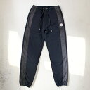 MONCLER モンクレール (8H000 17 899U5)スウェットパンツ ボトムス ジョガーパンツ 秋冬 レディース PANTALONI 8H00017 899U5 999 ブランドロゴ