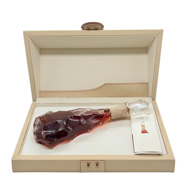 カミュ キュヴェ 3.140 700ml 世界限定950本 マスターピース コレクション ブランデー コニャック CAMUS Cuvee 箱付 キュベ クリスタル バカラ デキャンタ ボトル 酒類【中古】25033251AS