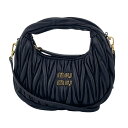 【中古】 MIU MIU ミュウミュウ ワンダーマトラッセ 5BC125AN88F0002 ホーボハンドバッグ ショルダーバッグ ブラックレディース 25019...
