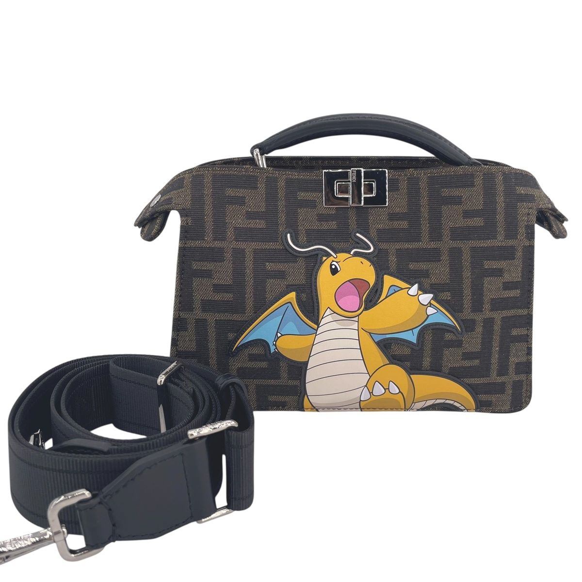 【中古】 Fendi フェンディ ピーカブー ショルダーバッグ・メッセンジャーバッグ ズッカ ポケモン　カ..