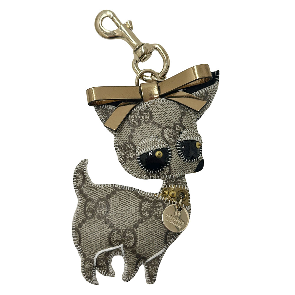 新品未使用❣GUCCI グッチ グッチョリ チワワGG柄犬サンタキーホルダー 楽天市場】グッチ チワワの通販