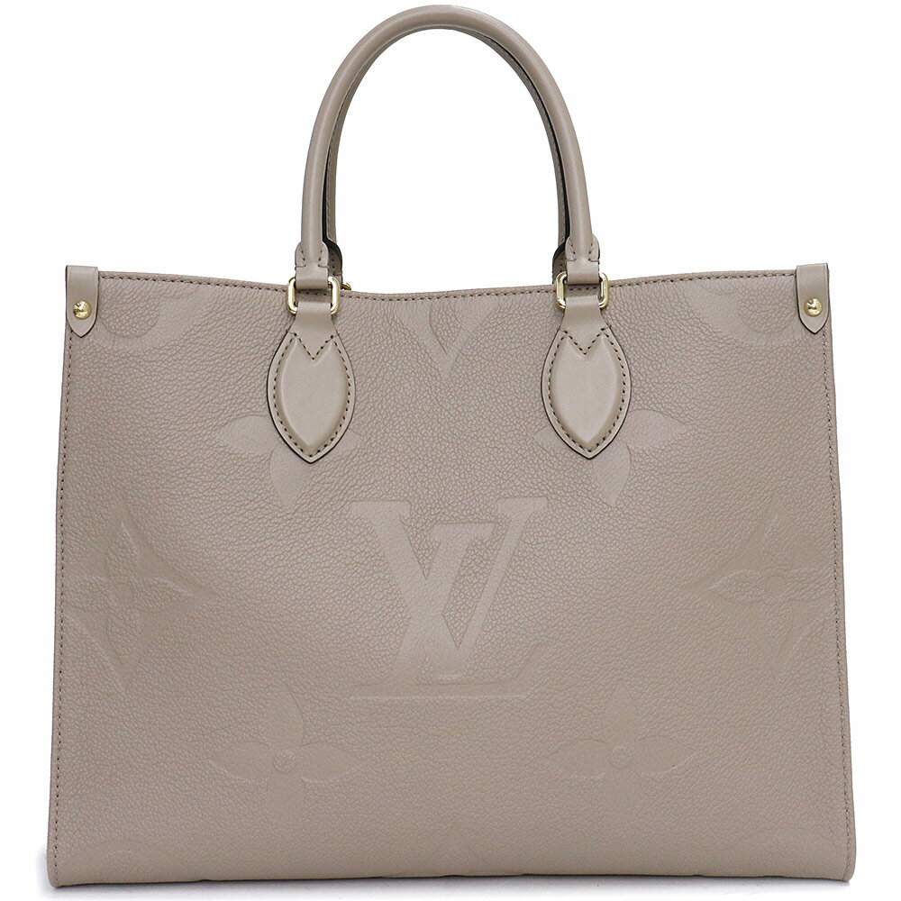 問い合わせ番号(Inquiry number) 200012597019 ブランド(Brand) LOUIS VUITTON 参考定価(Reference price) 475,200円 素材(Material) モノグラムアンプラント カラー(Color) トゥルトレール ／ ゴールド金具 サイズ(cm)(Size(cm)) 約W35cmxH27cmxD14cm 持ち手：約32cm ショルダー：約59cm (調節不可) サイズについて 仕様(Specification) 内ポケット×2内ファスナーポケット×1 重量(Weight) 約892g 生産国(Made in) フランス 型番(Model No.) M45607 製造番号(Manufacturing number) RFIDタグ（ICチップ） 参考ランク(Rank) N（新品・未使用品） 商品紹介(Product introduction) モノグラム・アンプラント レザーで仕立てられた「オンザゴー MM」。柔らかなレザーにエンボス加工が施されたモノグラム・ジャイアント パターンがモダンな雰囲気を放ちます。ノートパソコンもすっきり収まる、スクエアシェイプと大容量が魅力です。関節式トップハンドルとショルダーストラップでさまざまな持ち方をお楽しみいただけます。 付属品(Accessories) 保存袋 お読みください　-Please read- ※付属品欄及び画像に掲載されていないものは、原則付属致しません。 ※付属品欄に記載されている箱、保存袋、保証書等はすべてメーカー純正です。 （箱・保存袋等） ※箱・保存袋には輸送や保管時の状況に起因する軽微なダメージがある場合がございます。 （特に傷みや汚れが目立つ場合は、「箱（傷み有）、保存袋（汚れ有）」のように記載しております。） ※付属品（箱・保存袋）の有無や状態を理由とする返品は、お受けできません。ご不明な点はお気軽にお問い合わせくださいませ。 新品でも細かい傷が見受けられる場合がございます。 （直営店より、製造工程上やむを得ないとの回答がございました。） 新品でも入荷時より傷が目立つ場合はNSランクに設定しております。 当店の商品について 商品はすべて正規品・本物でございます。