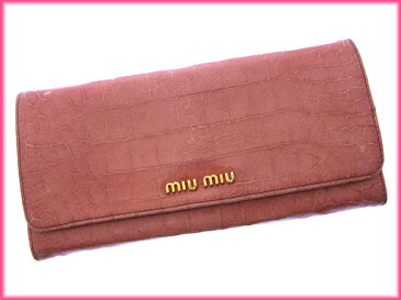 【2100円オフクーポン】 【中古】 ミュウミュウ miu miu 長財布 ファスナー 二つ折り クロコダイル調 ロゴ入り t13379_b ★