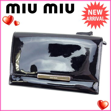 【中古】 ミュウミュウ miumiu 三つ折り財布 ファスナー メンズ可 ロゴプレート ブラック×シルバー エナメルレザー (あす楽対応)良品 Y3250