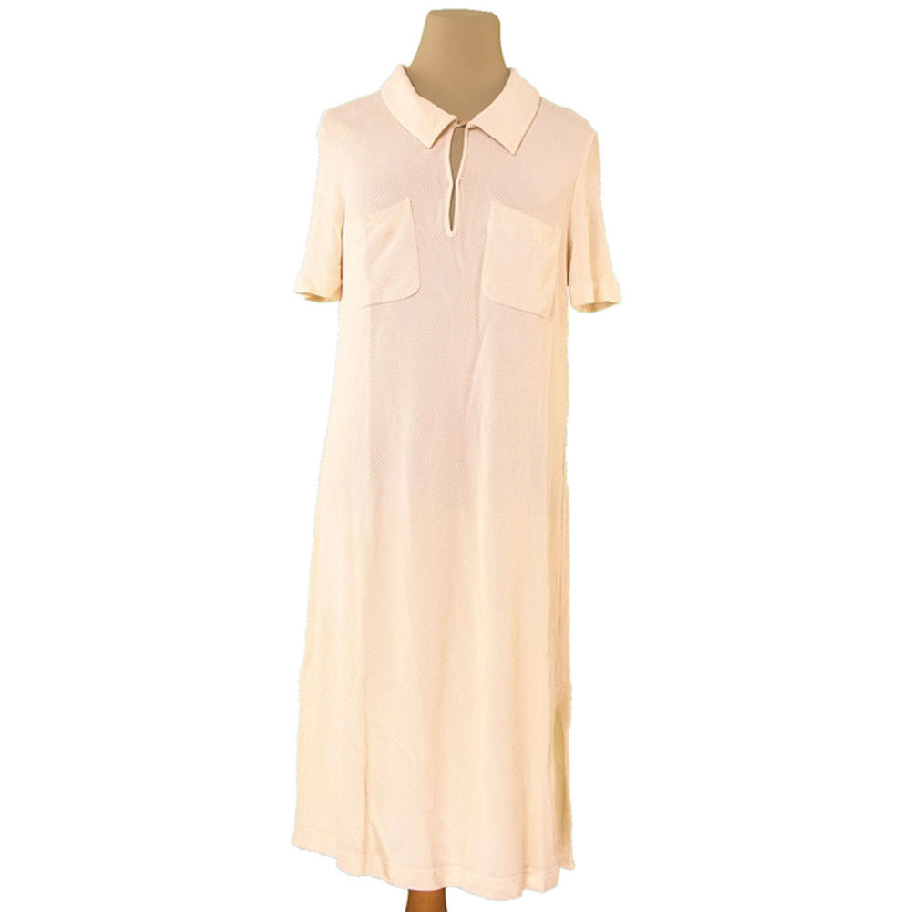 【ブラックフライデー30%OFFクーポン】フェンディ ワンピース ブランドワンピース ワンピース 半袖 スリット入り アウトレット 夏 アイテム ベージュ ♯U...