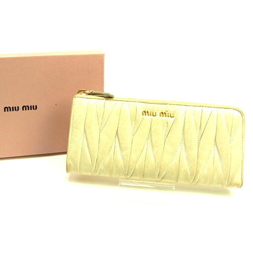 【スプリングセール】ミュウミュウ 長財布 L字ファスナー マテラッセ ベージュ×ゴールド レザー miumiu 【ミュウミュウ】 t13990s 【中古】 【スプリングセール】ミュウミュウ 長財布 L字ファスナー マテラッセ ベージュ×ゴールド レザー miumiu 【ミュウミュウ】 t13990s 【中古】