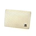 【ウィンターSALE 30%OFF】グッチ 名刺入れ カードケース カード ロゴプレート ライトベージュ×シルバー GUCCI 【グッチ】 A1097S 【中古】