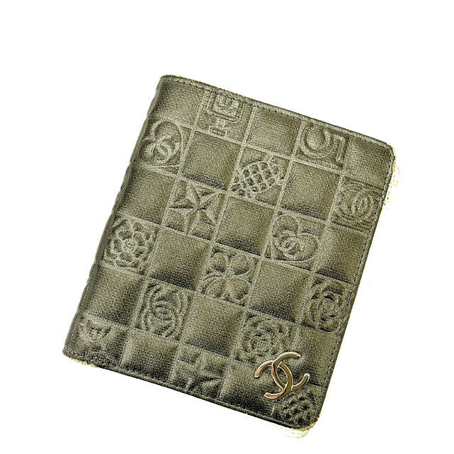 【スプリングセール】シャネル 二つ折り札入れ アイコン グレー×ホワイト CHANEL レディース プレゼント 贈り物 オシャレ 大人 ファッション 【シャネル】 T16201 【中古】