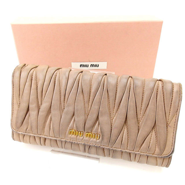 【スプリングセール】ミュウミュウ 長財布 マテラッセ ピンク PVC×レザ- miumiu 【ミュウミュウ】 T13682S 【中古】