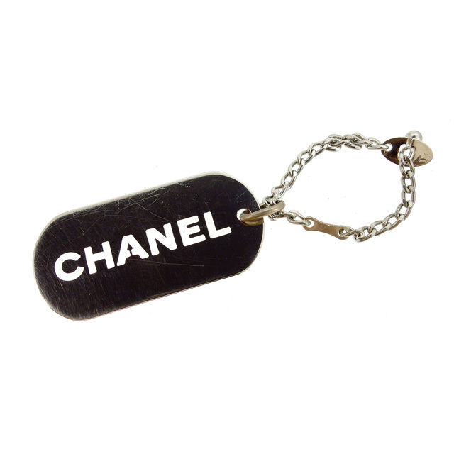 【スプリングセール30％OFF】シャネル キーホルダー プレート シルバー CHANEL レディース プレゼント 贈り物 オシャレ 大人 ファッション 【シャネル】 T14069 【中古】