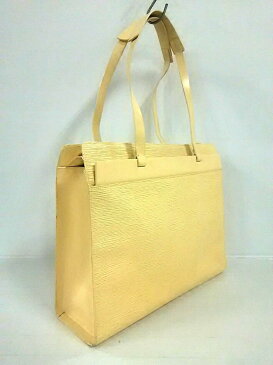 LOUIS VUITTON(ルイヴィトン) ショルダーバッグ エピ クロワゼットGM M5250A ヴァニーユ レザー【20190105】【中古】【dfn】