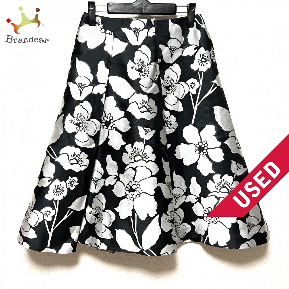 【新着】【中古】SEVEN TEN by MIHO KAWAHITO(セブンテン バイミホカワヒト) ロングスカート 花柄 黒×シルバーのサムネイル