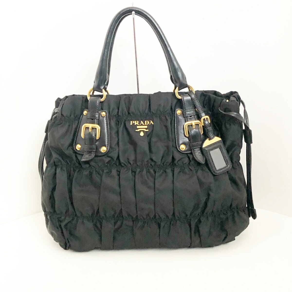 【中古】PRADA(プラダ) ギャザーバッグ トートバッグ 革タグ 黒 ナイロン×レザー