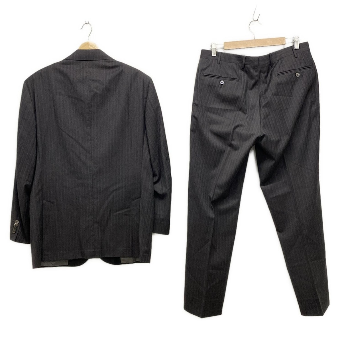 【中古】CORNELIANI(コルネリアーニ) シングルスーツ ストライプ/ネーム刺繍 グレー