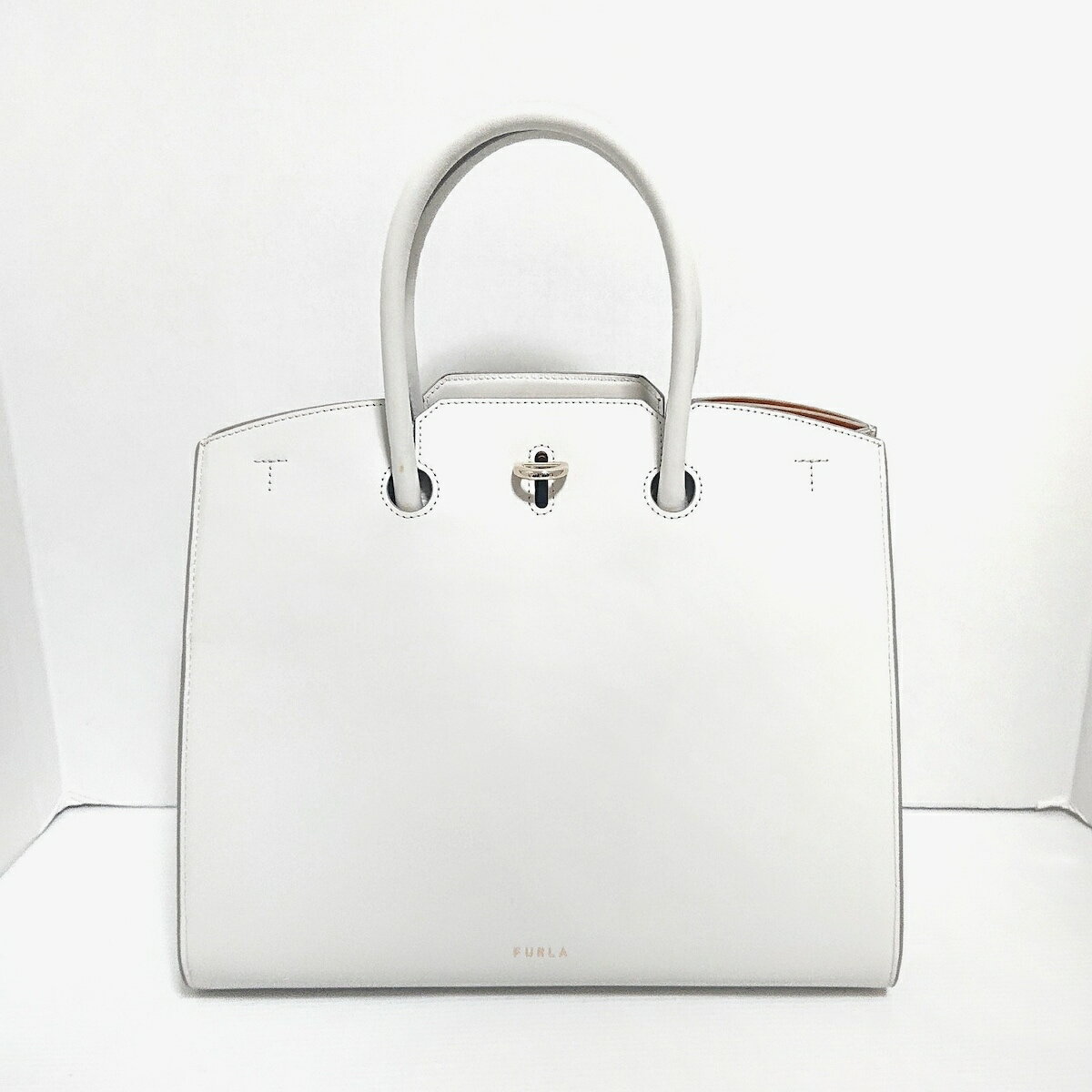 【中古】FURLA(フルラ) ジェネシーL トートバッグ アイボリー レザー