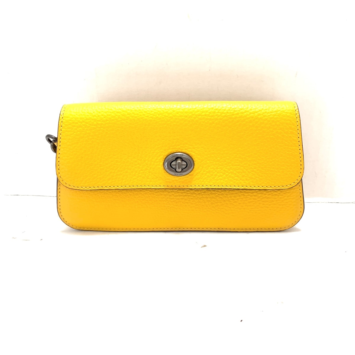 【中古】COACH(コーチ) ポーチ ダークイエロー レザー