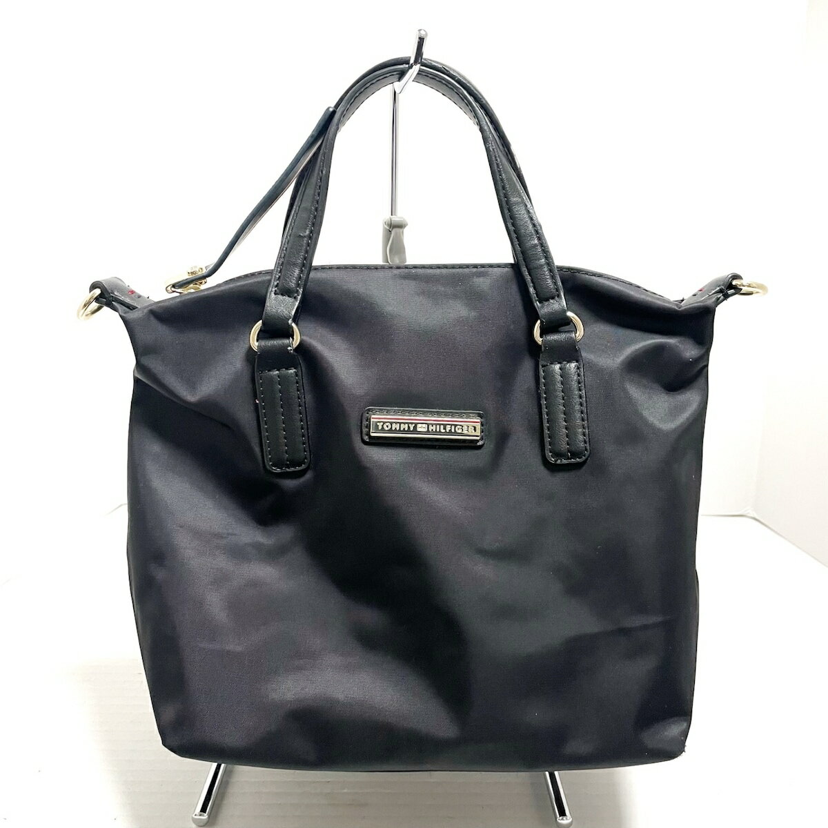 【中古】TOMMY HILFIGER(トミーヒルフィガー) ハンドバッグ 黒 ナイロン×合皮