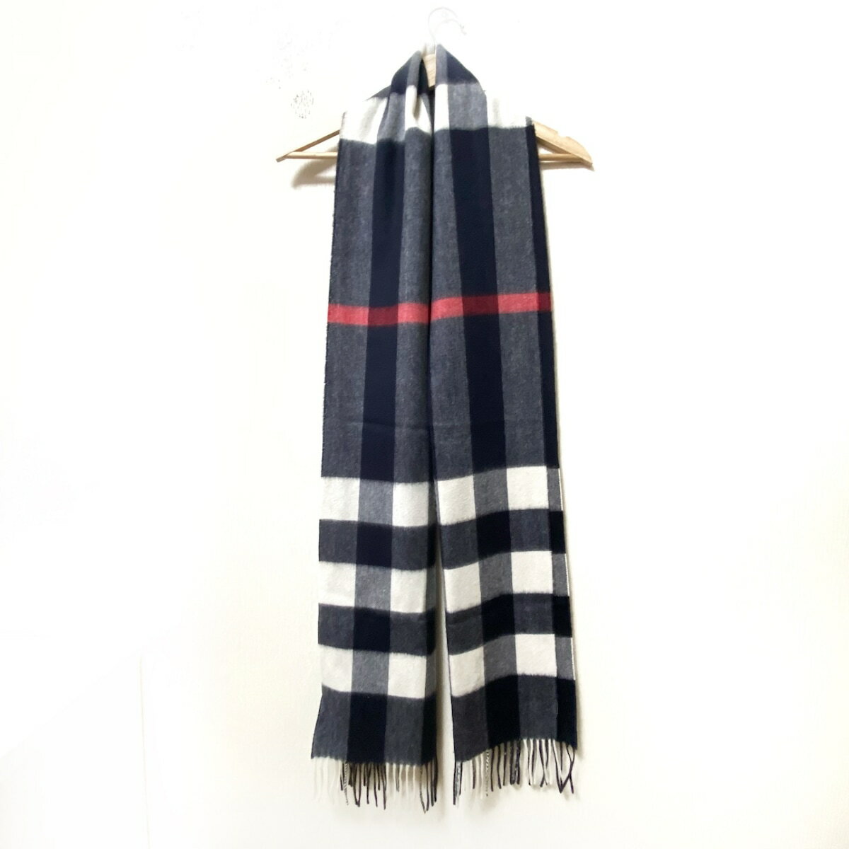 【中古】BURBERRY LONDON ENGLAND(バーバリーロンドンイングランド) ストール(ショール) チェック柄 ダークネイビー×グレー×マルチ カシミヤ