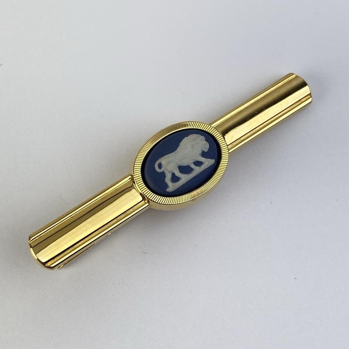 【中古】WEDG WOOD(ウェッジウッド) ジャスパー ネクタイピン ライオン ゴールド×ネイビー×白