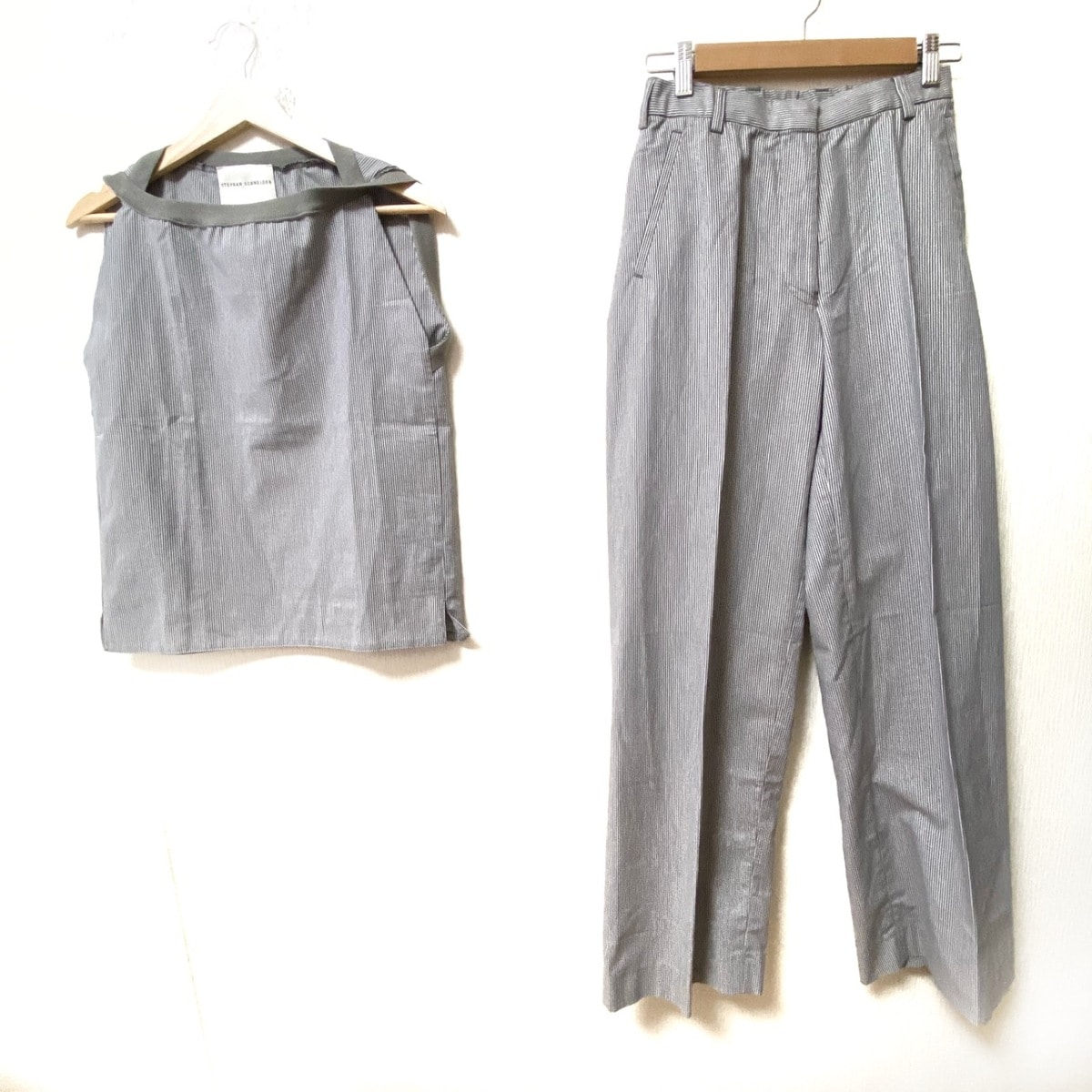 【中古】STEPHAN SCHNEIDER(ステファンシュナイダー) レディースパンツセットアップ ストライプ 白×ダークネイビー×グレー