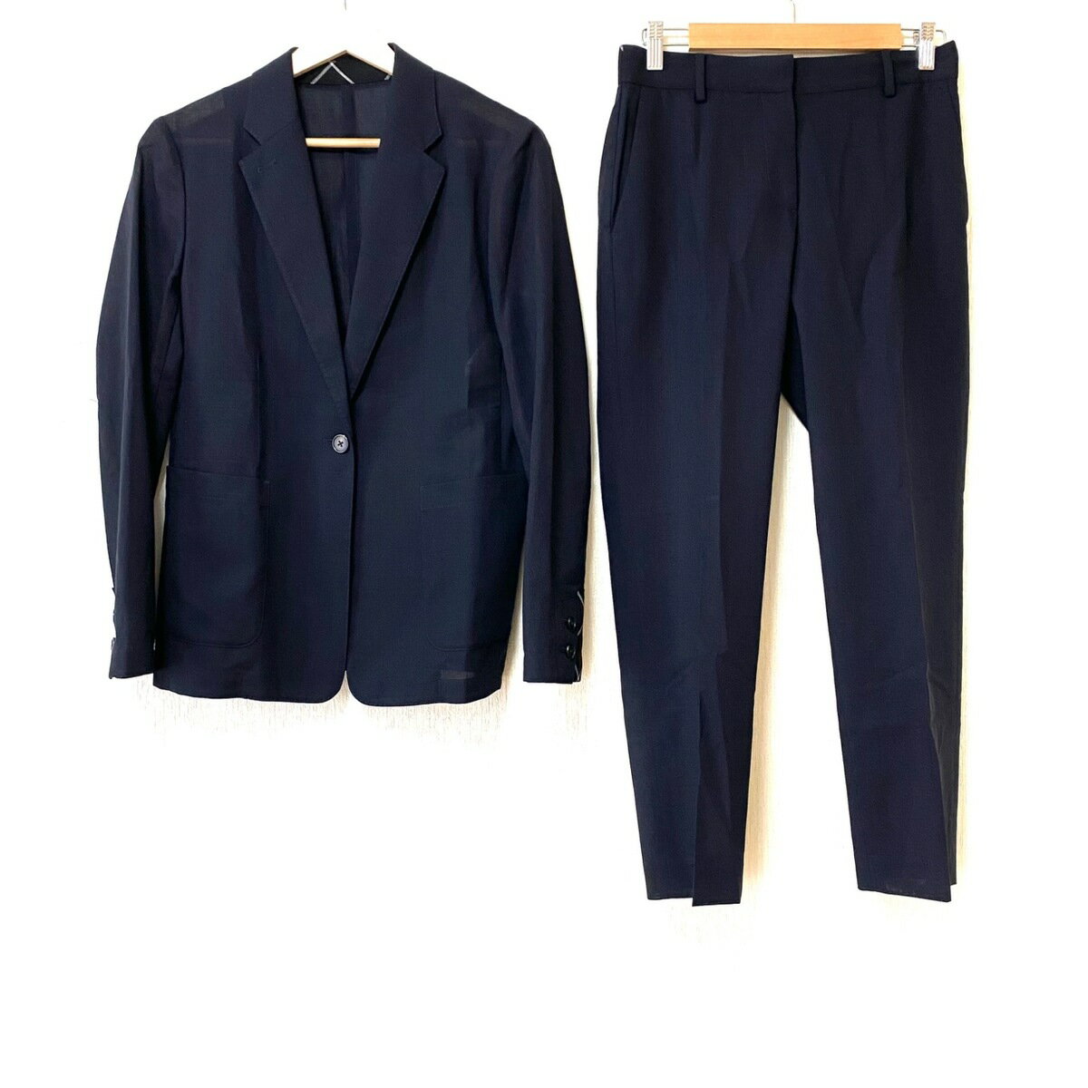 Paul Smith ネイビー ビジネススーツ なぜビジネスパーソンは英国式スーツを着るべきなのか | ポール