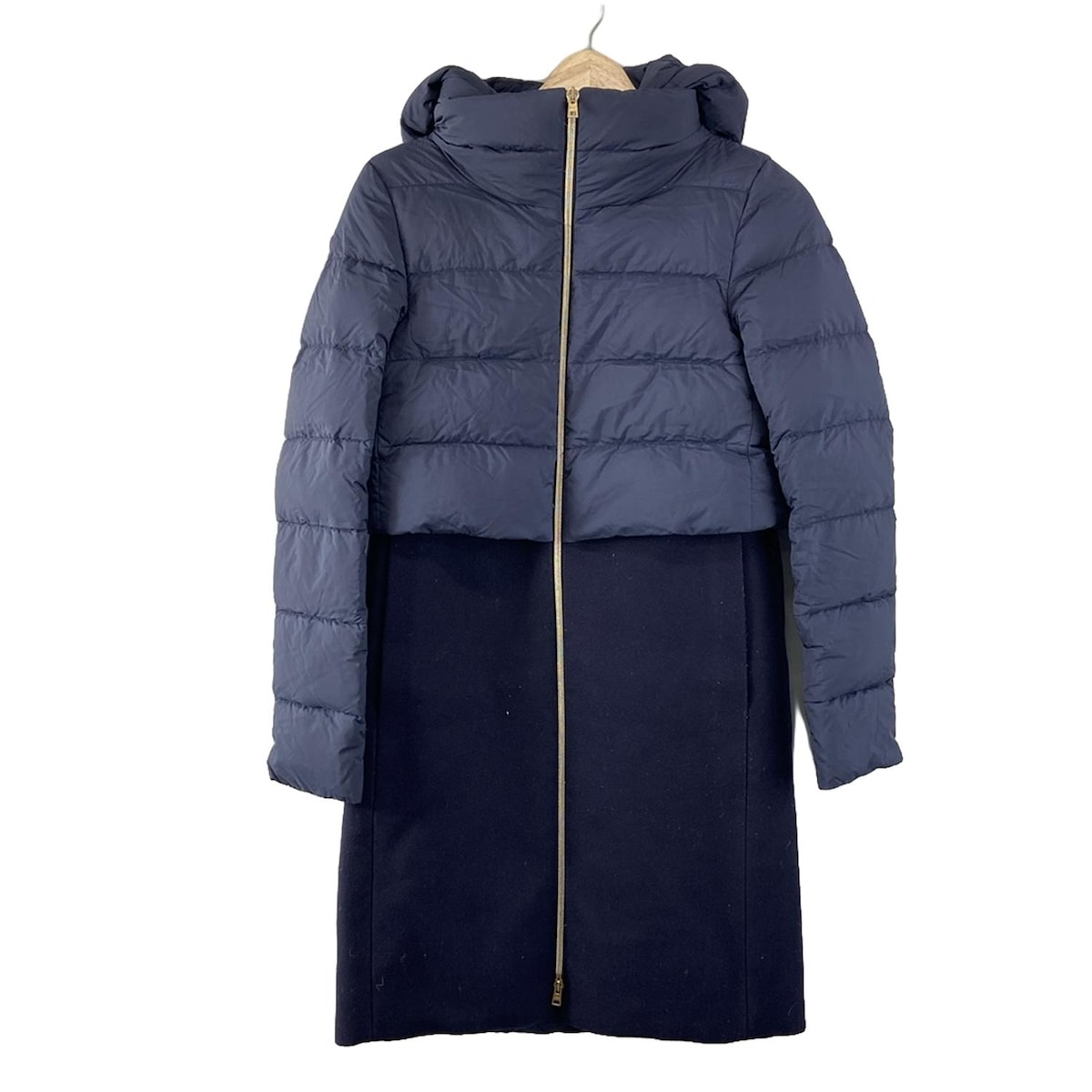 【新着】【中古】HERNO(ヘルノ) ダウンコート 長袖/ジップアップ/秋/冬 ネイビー