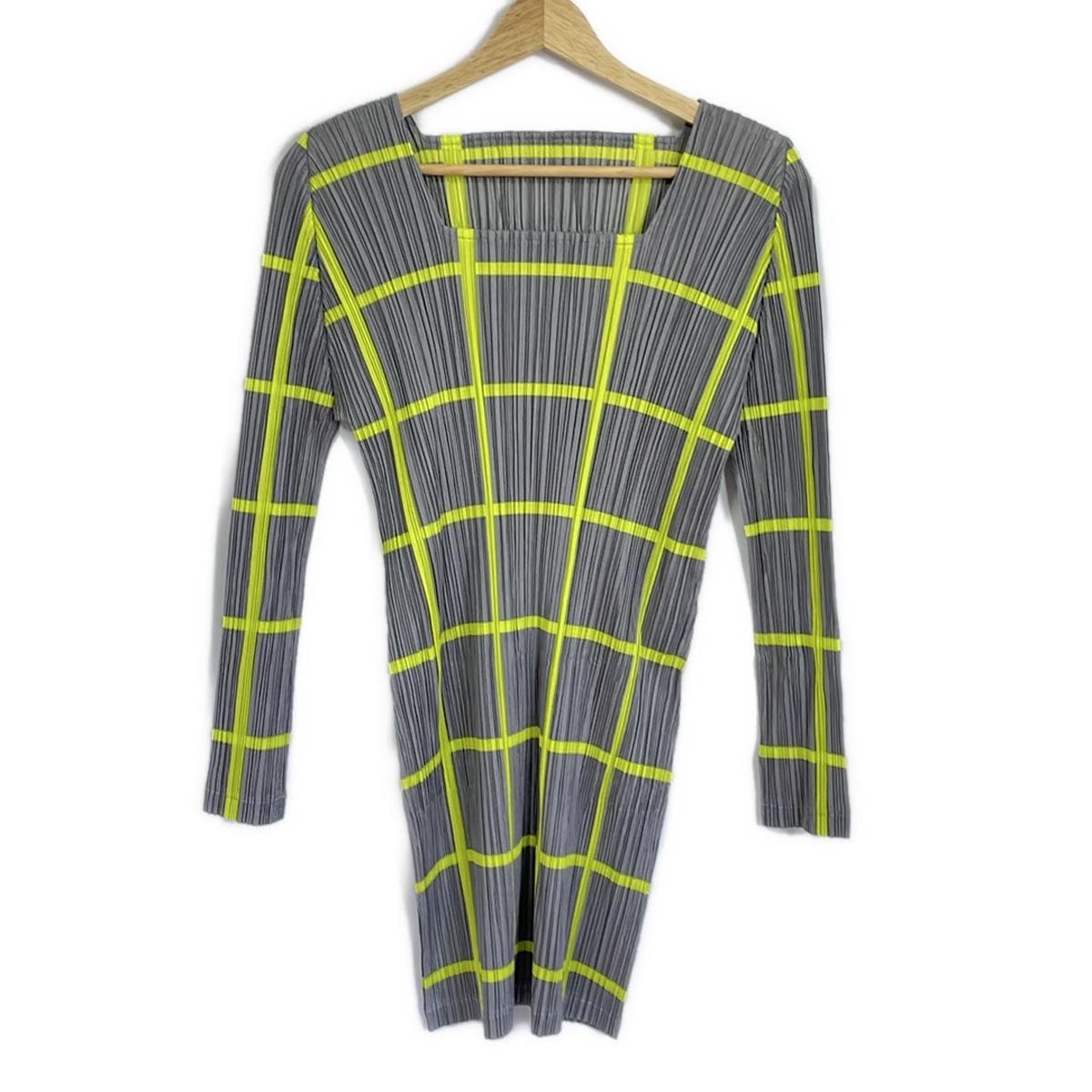 【中古】PLEATS PLEASE(プリーツプリーズ) チュニック 長袖/プリーツ グレー×イエローグリーン