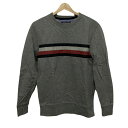 【中古】TOMMY HILFIGER(トミーヒルフィガー) トレーナー 長袖/ボーダー/刺繍 グレー×ダークネイビー×レッド