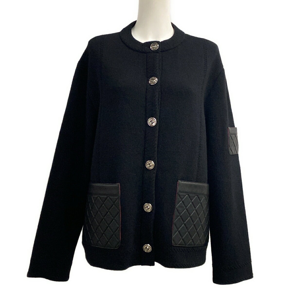 【新着】【中古】CHANEL(シャネル) ジャケット 長袖/ニット/ラムスキンポケット/ノーカラー/マトラッセ/2024-25AWプレコレクション 黒 カシミヤのサムネイル