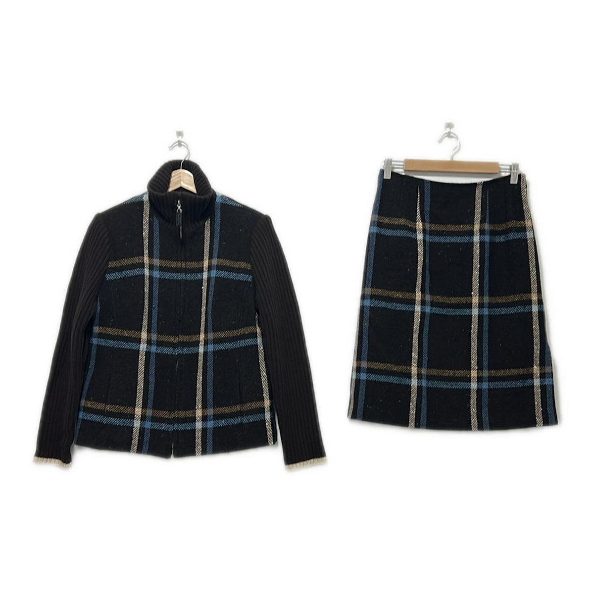 楽天市場】aquascutum(アクアスキュータム) スカートスーツの通販 楽天市場】aquascutum(アクアスキュータム) スカートスーツの通販