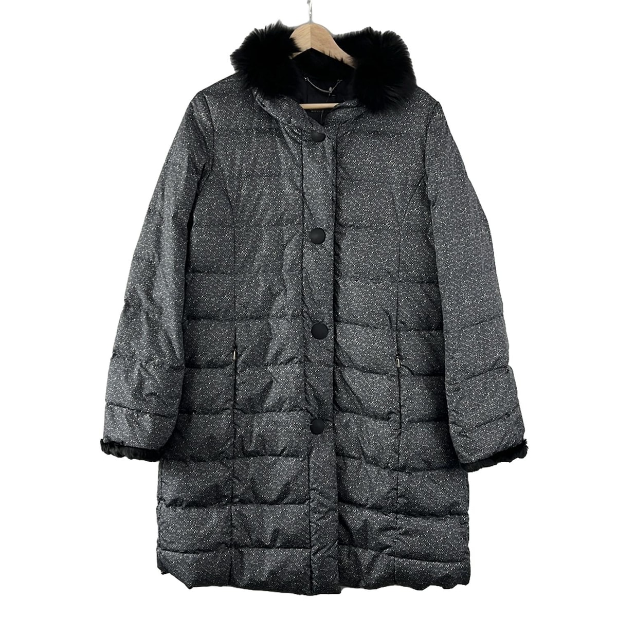 ダウンジャケット・コート WEEKEND DOWN JACKET (2425496052600 004) 楽天市場】maxmara weekend ダウン(コート・ジャケット