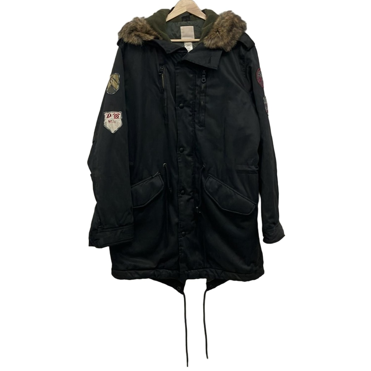 【新着】【中古】DIESEL(ディーゼル) コート 長袖/フェイクファー/刺繍/ジップアップ/中綿/冬 ダークグレー×パープル×マルチ