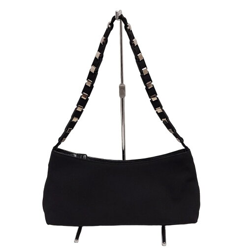 【中古】FERRAGAMO/SalvatoreFerragamo(サルバトーレフェラガモ) ショルダーバッグ 黒×シルバー 【中古】FERRAGAMO/SalvatoreFerragamo(サルバトーレフェラガモ) ショルダーバッグ 黒×シルバー