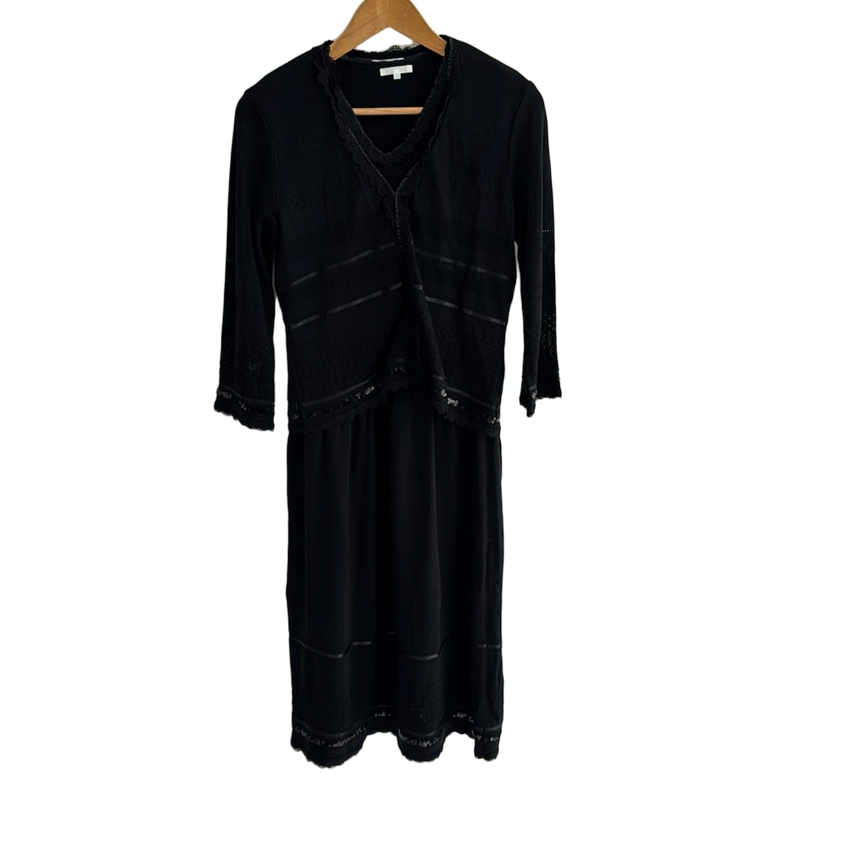 【新着】【中古】TO BE CHIC(トゥービーシック) ワンピースセットアップ ニット/レース/スパンコール 黒