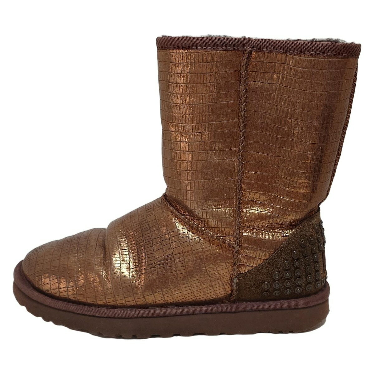 【中古】UGG(アグ) クラシックショート ショートブーツ スタッズ/型押し加工 ブロンズ×ダークブラウン レザー、ムートン