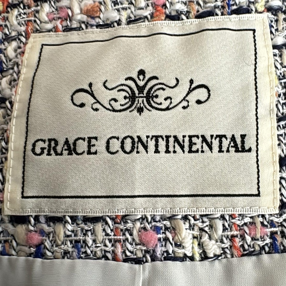 【中古】GRACE CONTINENTAL(グレースコンチネンタル) ジャケット 長袖/ツイード/ラインストーン/ラメ/オールシーズン 白×ネイビー×マルチ