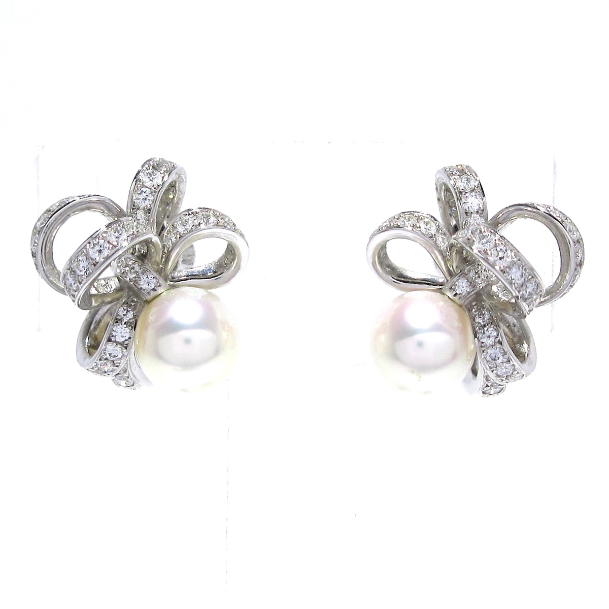 【中古】mikimoto(ミキモト) ジュ ドゥ リュバン イヤリング イヤリング 1Pパール約7.75mm/ダイヤ総0.72カラット(片側0.36カラット) K18WG×ダイヤモンド×白のサムネイル