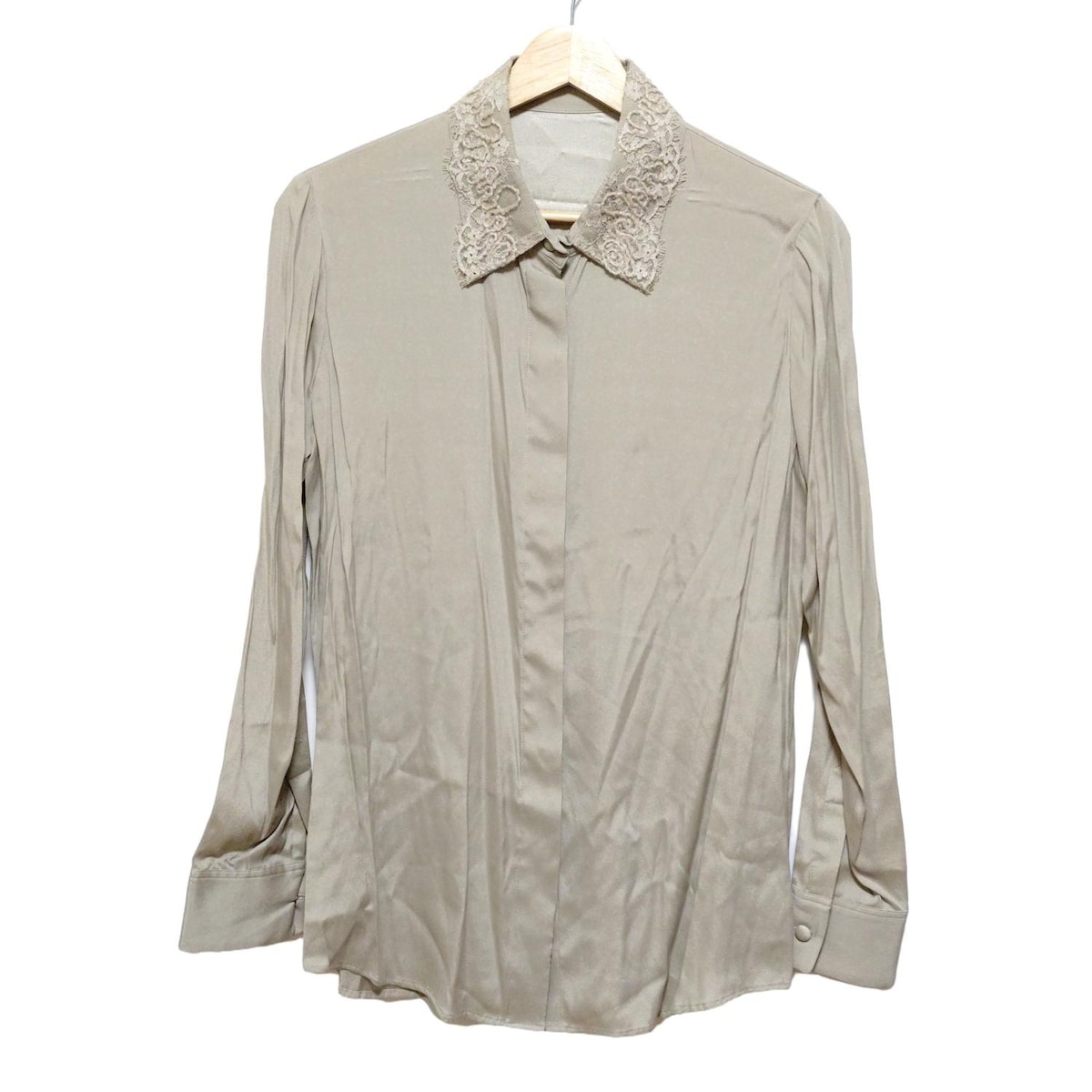 DAMA collection ダーマコレクション シャツ　ブラウス　白　ビーズ DAMA collection ダーマコレクション シャツ ブラウス 白 ビーズ