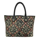 【中古】CHANEL(シャネル) ココストラベル トートバッグ シルバー金具 黒×アイボリー×レッド レザー