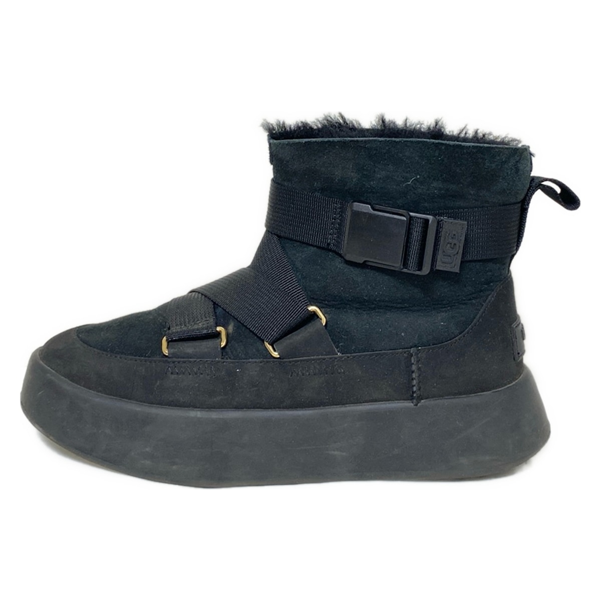 【中古】UGG(アグ) クラシック ブーム バックル ショートブーツ 黒 ムートン