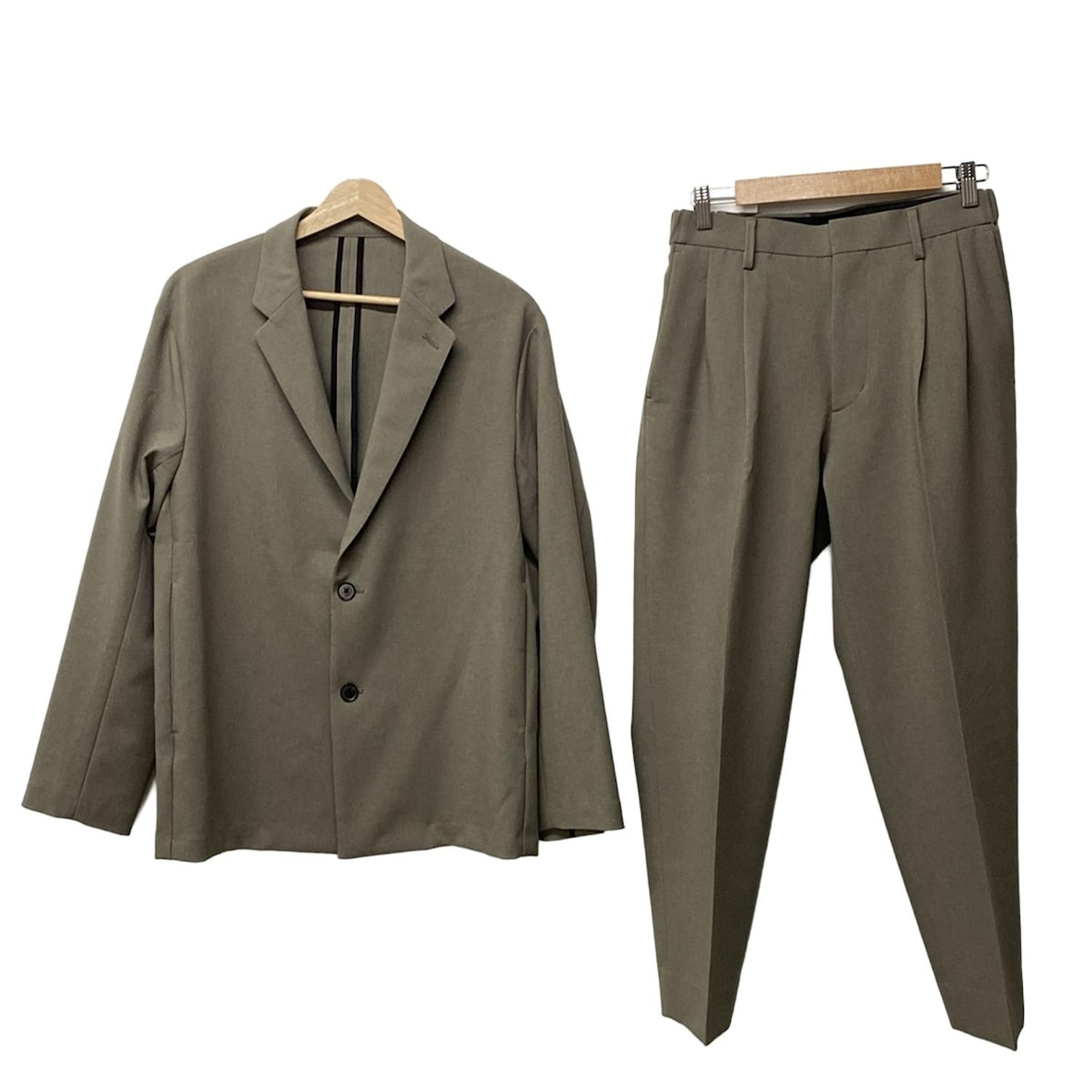 【中古】UNITED TOKYO(ユナイテッド トウキョウ) シングルスーツ ライトグリーン