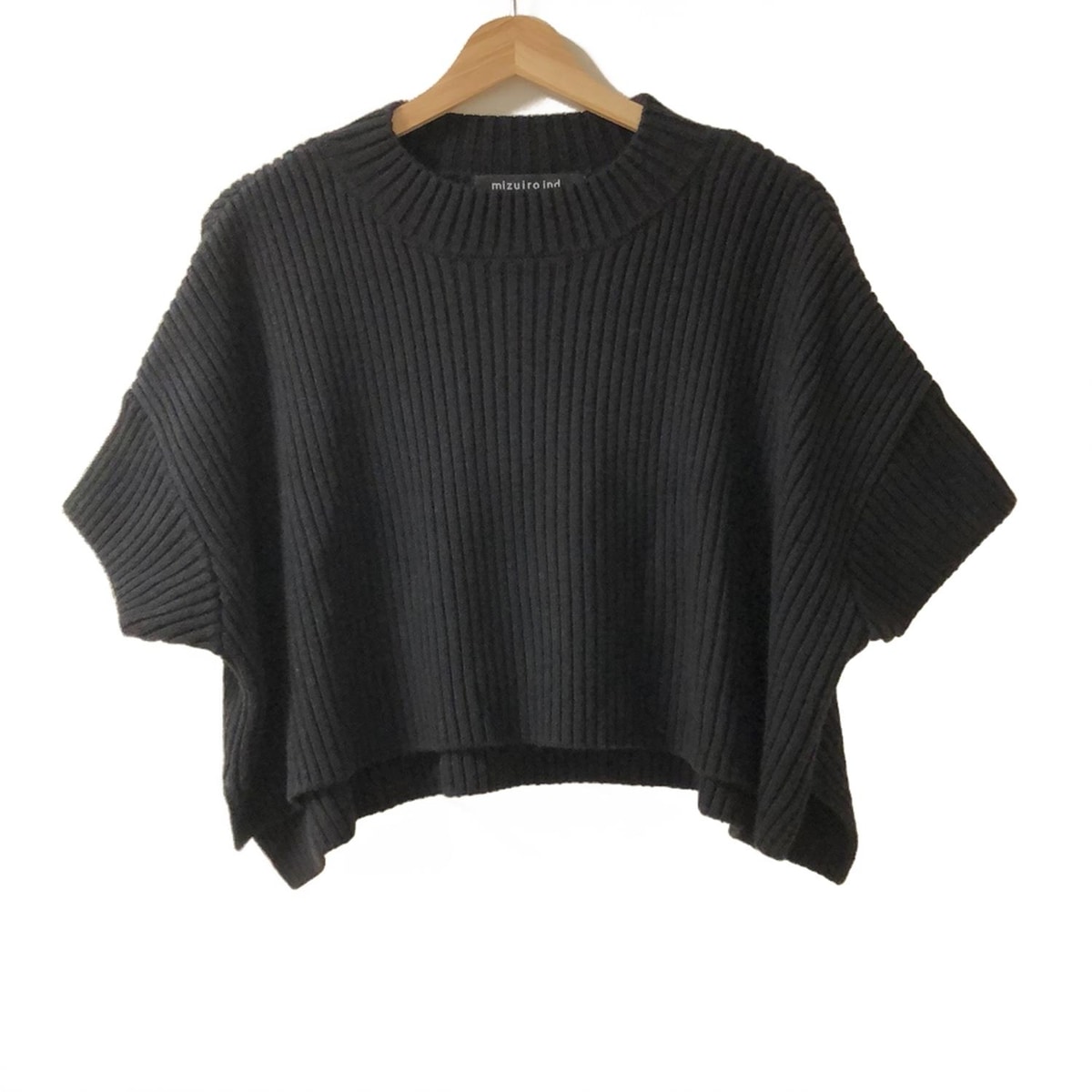 【中古】mizuiro ind(ミズイロインド) 半袖セーター ハイネック 黒